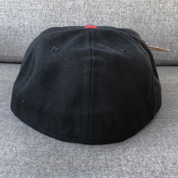 NWT! - NEW ERA Major League Pro Model CHICAGO BULLS Wool Cap NBA VTG 90’s - Picture 8 of 8